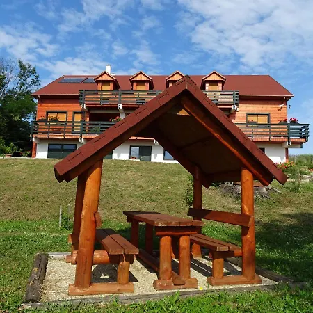 Pensionat Rejtek Vendeghaz Lispeszentadorján